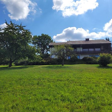 Komfort-Ferienwohnung Auf Der Eulenburg Grafengehaig Bagian luar foto